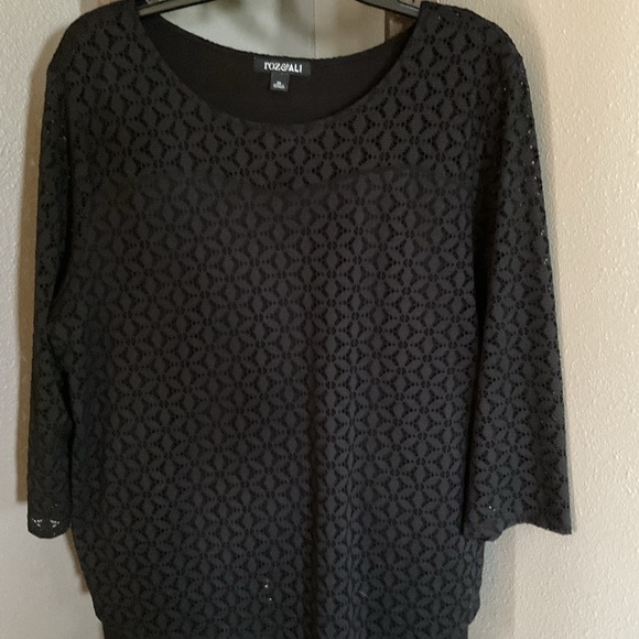 Roz & Ali Tops - Roz & Ali Black Lace Blouse size xl